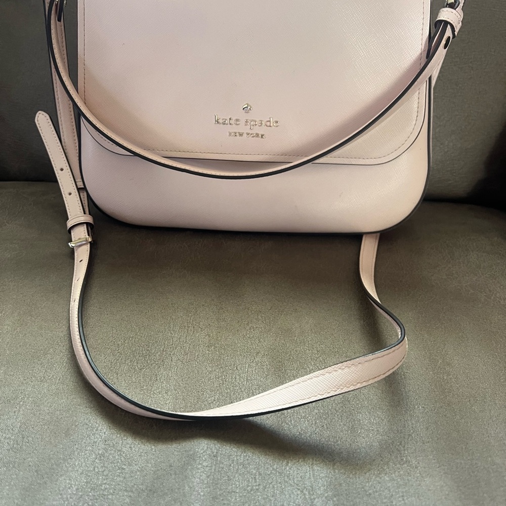 Kate Spade Old Rose o Dusty Pink. Crossbody Bag